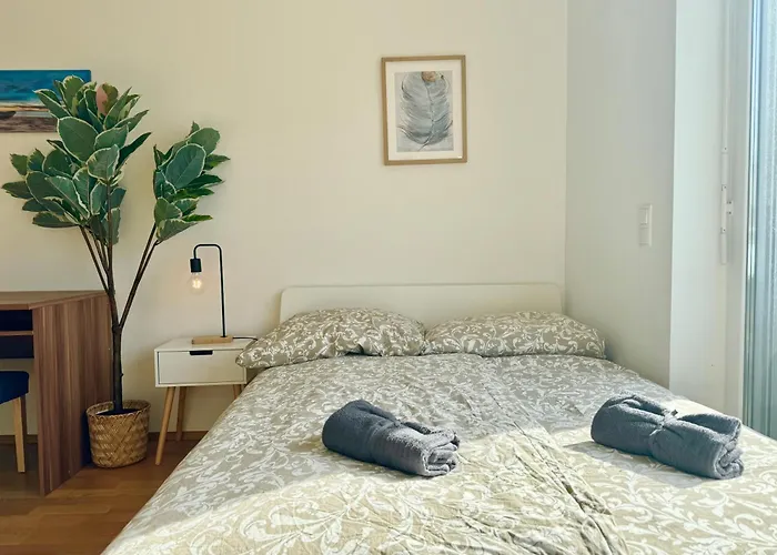 Apartamento 145 M2 4-bedroom With Balcony & Free Parking *